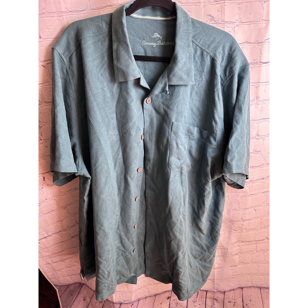 Tommy Bahama Camp Shirt Button Up Short Sleeve Tropical Blue‎ Size XL